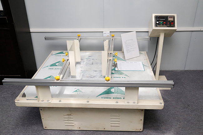 模擬運輸振動檢測機